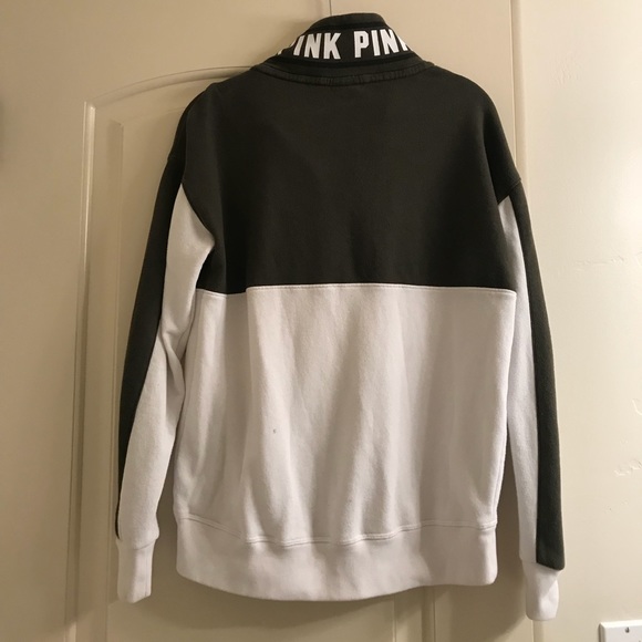 Pink VS sweatshirt size XS - Picture 3 of 3